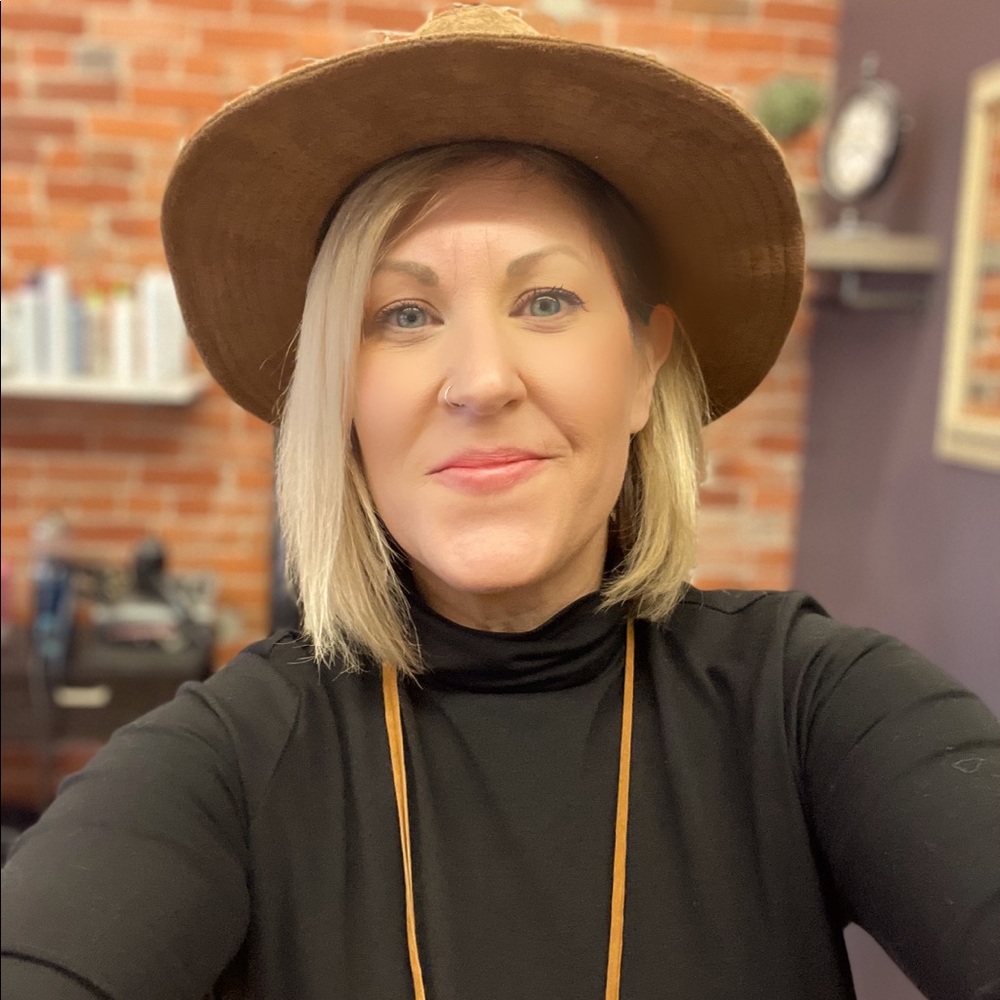 Meet your Posher, Rochelle